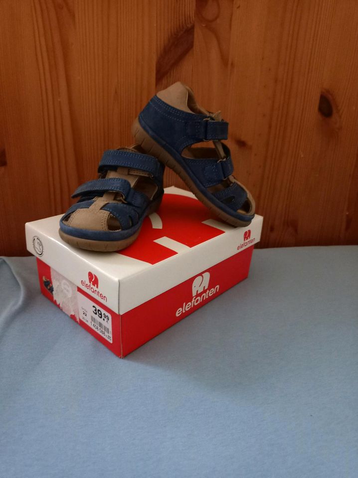 Sandalen Elefanten 22 in Bernau