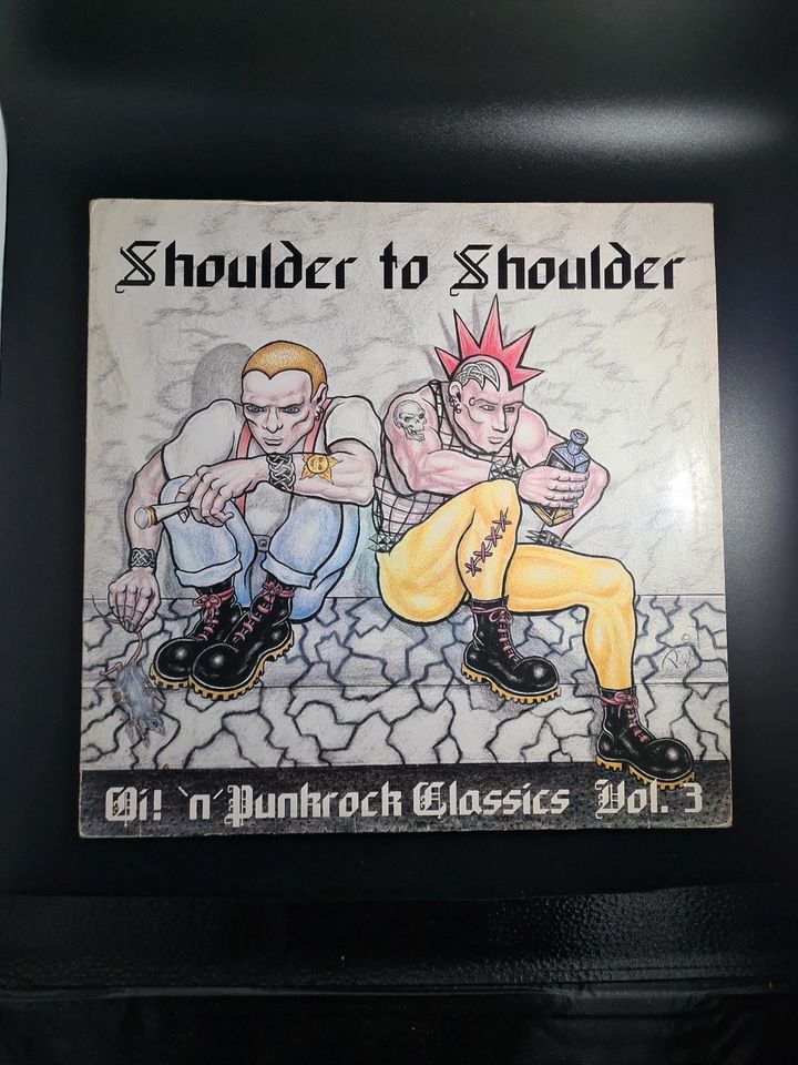 LP SHOULDER TO SHOULDER 3 in Kraichtal