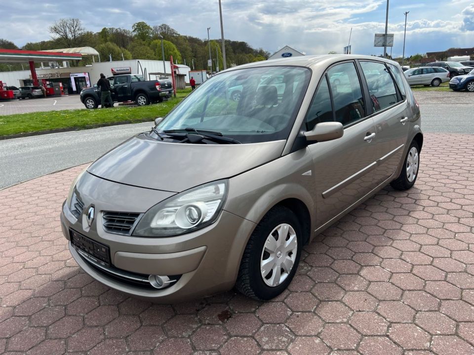 Renault Scenic II Avantage 2009 in Mölln