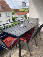 Garten-/Balkontisch, 4 Stühle + passende Rollliege mit Auflagen Niedersachsen - Cremlingen Vorschau