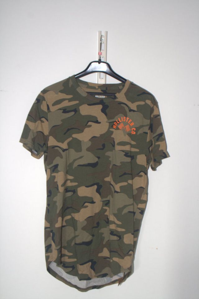 Camouflage farbendes T-Shirt in Syke