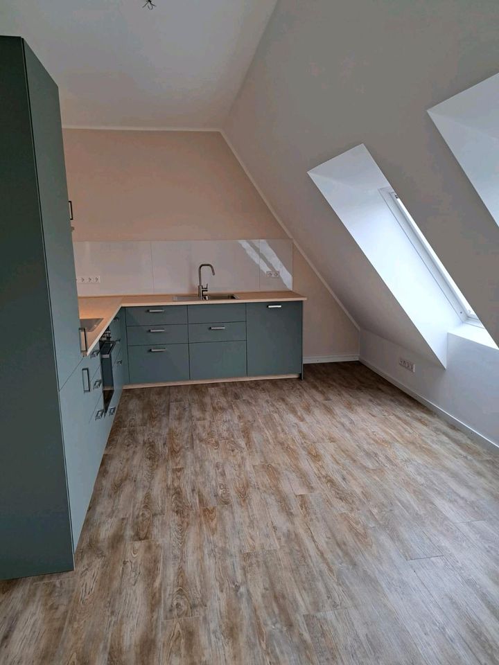 Schöne 5 Zimmerwohnung  108 m² , KM 1080 € in Hürup