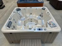 CalderaSpa Whirlpool / Luxus Jacuzzi inkl Gewährleistung & Cover Bayern - Marktbergel Vorschau