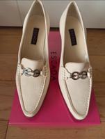 Escada Pumps 35,5 beige Leder NEU KARTON München - Au-Haidhausen Vorschau