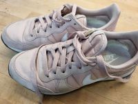 Nike Sneaker rosa pink Gr. 38,5 Niedersachsen - Apensen Vorschau