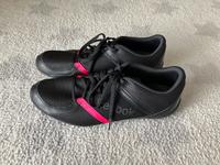 Reebok Sneaker Turnzone schwarz pink Gr. 40,5 wie neu Bayern - Cadolzburg Vorschau