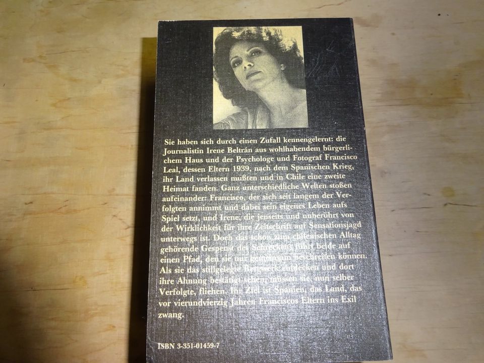 Roman Isabel Allende - Von Liebe und Schatten - Taschenbuch in Halle