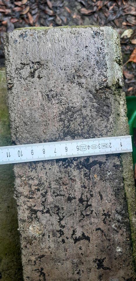 Grenzstein zu verkaufen 10cm dick lange 52cm in Bad Oeynhausen