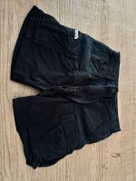 Shorts von Zara… Größe M … schwarz und beige Nordrhein-Westfalen - Grefrath Vorschau