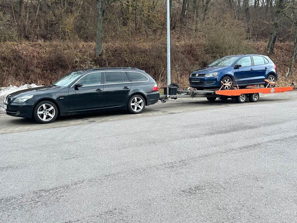 Fahrzeug Überführung auf eigener Achse oder Anhänger in Homberg (Efze)