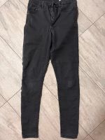 Jeans dunkelgrau H&M Gr 30/32 Baden-Württemberg - Eningen Vorschau