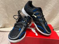 PUMA ACCELERATE V Herren Hallenschuhe Indoor schwarz/ blau Hessen - Viernheim Vorschau