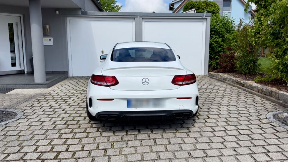 Mercedes-Benz C 63s AMG MB-100 Garantie Vollausstattung in Herrenberg