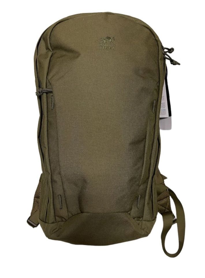 Tasmanian Tiger Urban Tac Pack 22 Olive NEU in Heusenstamm