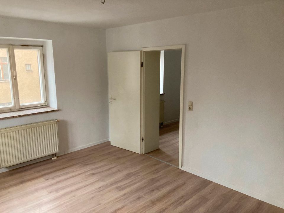 Renovierte Wohnung in Plauen zu vermieten! Einbauküche gratis inklusive! in Plauen