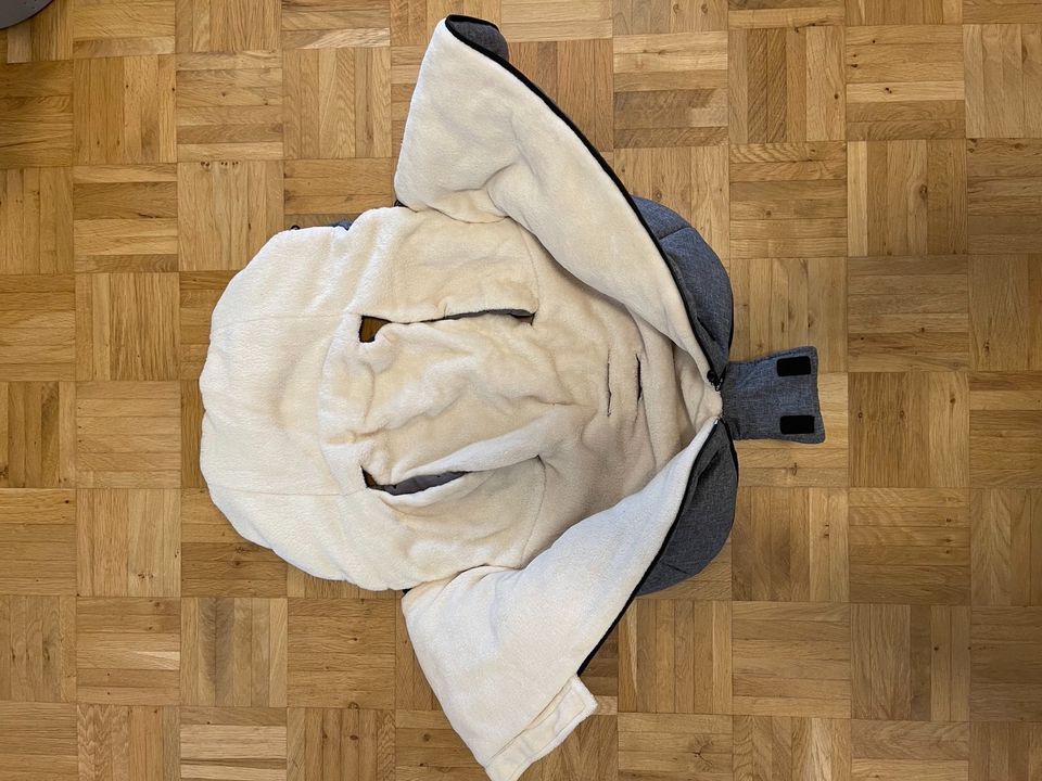 Fußsack für Babyschale Fillikid in Heidelberg