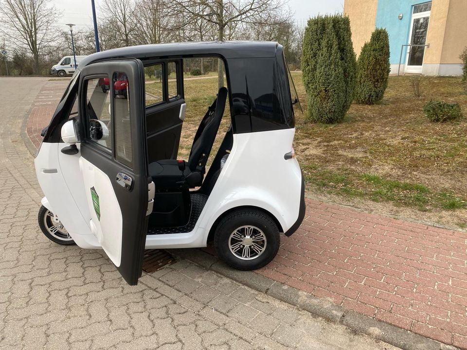 3-Rad GREEN SPEED "JOE" PREMIUM 2 Sitzer Seniorenroller Senioren Auto Microcar Kabinenroller Dreirad Minicar 3 Rad Lastenrad Lastenbike Futura Geco Stormborn Trivelo Econelo E-Lizzy E-Lazzy Lastenrad in Neukirchen