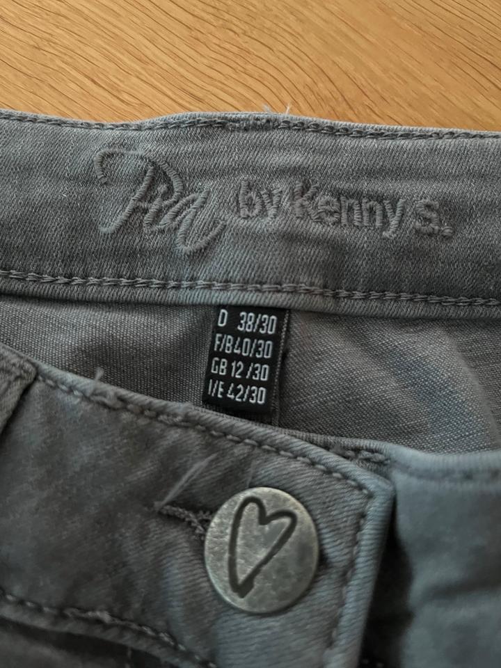 Graue Jeans Hose, Neu, Kenny S. Mod. Pia,Gr. 38 Länge: 30, Damen in Oyten