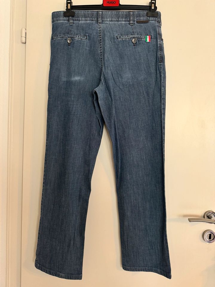 Herren Club of Comfort Jeans, blau, Gr. 50 in Marktoberdorf