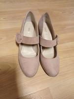 Pumps mit Riemen/Schnalle Graceland Gr. 38 Brandenburg - Nauen Vorschau