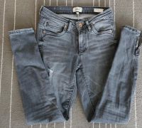 Only Jeans Hose Gr. 25/32 Kendell Regular Skinny XS Nordrhein-Westfalen - Lindlar Vorschau