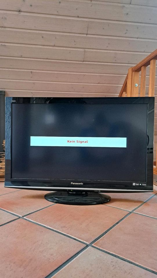 Panasonic Flachbildfernseher TX-L32GW10 in Offenbach