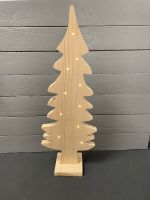 Nachhaltiger Holz Tannenbaum mit LED Lichterkette Weihnachtsbaum Kreis Pinneberg - Klein Offenseth-Sparrieshoop Vorschau