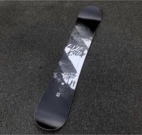 Santa Cruz Snowboard Wanddekoration schwarz weiß >nur Abholung! Nordrhein-Westfalen - Lüdenscheid Vorschau