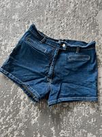 Jeansshorts Shorts Hose gr. 42 XL Top Zustand Niedersachsen - Garbsen Vorschau