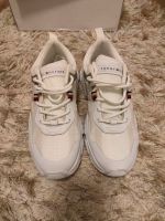 Damen Sneaker Tommy Hilfiger weiß gr.38 neu Nordrhein-Westfalen - Leverkusen Vorschau