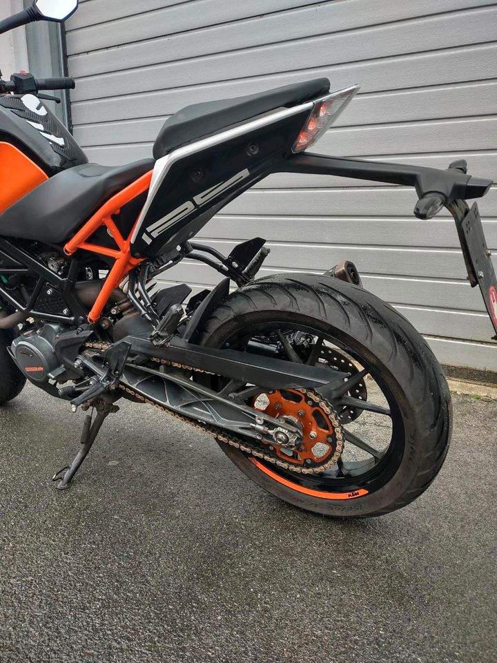 KTM Duke 125 in Reuth