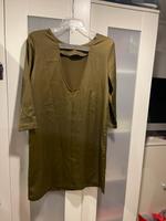 Kurzes Kleid, 38, grün, H&Msehr schick Wandsbek - Hamburg Marienthal Vorschau