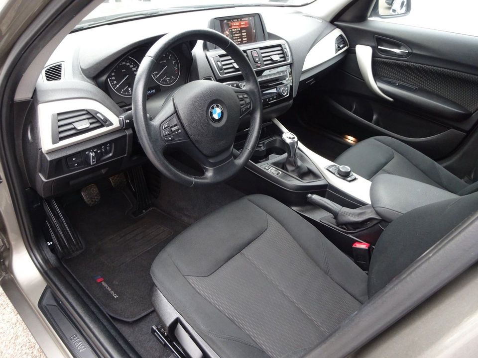 BMW 116i Advantage.Klimaaut.Sitzheizung.Multi.PDC in Nürnberg (Mittelfr)