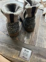 UNISA Stiefel Winter gefüttert Lamm Fell Glitzer 38 Leder UGG Nordrhein-Westfalen - Kirchlengern Vorschau