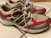 Hochwertige Damen Laufschuhe von ADIDAS, Gr. 40 in sehr guten Zus Hessen - Limburg Vorschau