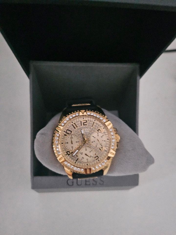 Guess Damen Uhr Gold schwarz in Brühl