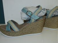 Keilsandale blau/türkis – beige/natur Gr. 41 NEU + OVP Nordrhein-Westfalen - Grevenbroich Vorschau