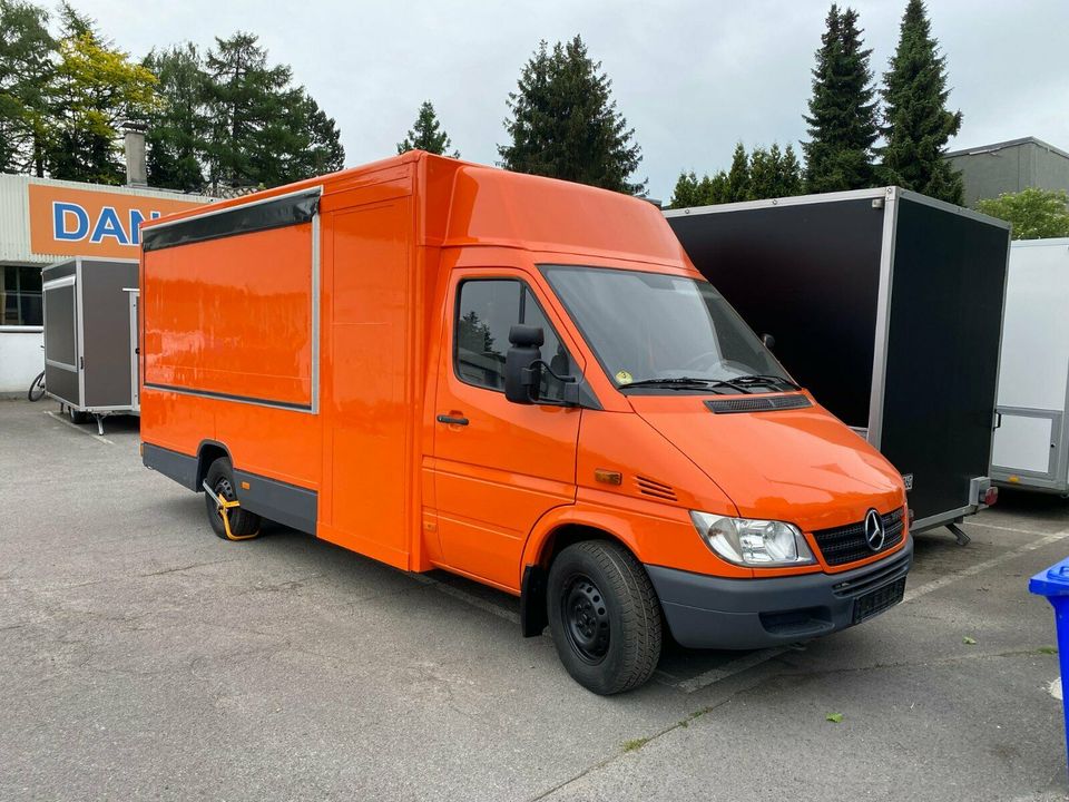 Foodtruck Verkaufsfahrzeug Imbisswagen Verkaufswagen Innenausba in Wülfrath