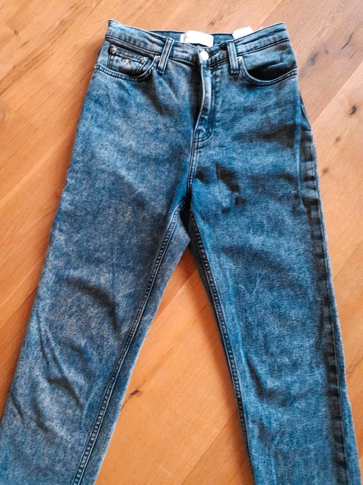 Damen Jeans von Calvin klein in Landau a d Isar
