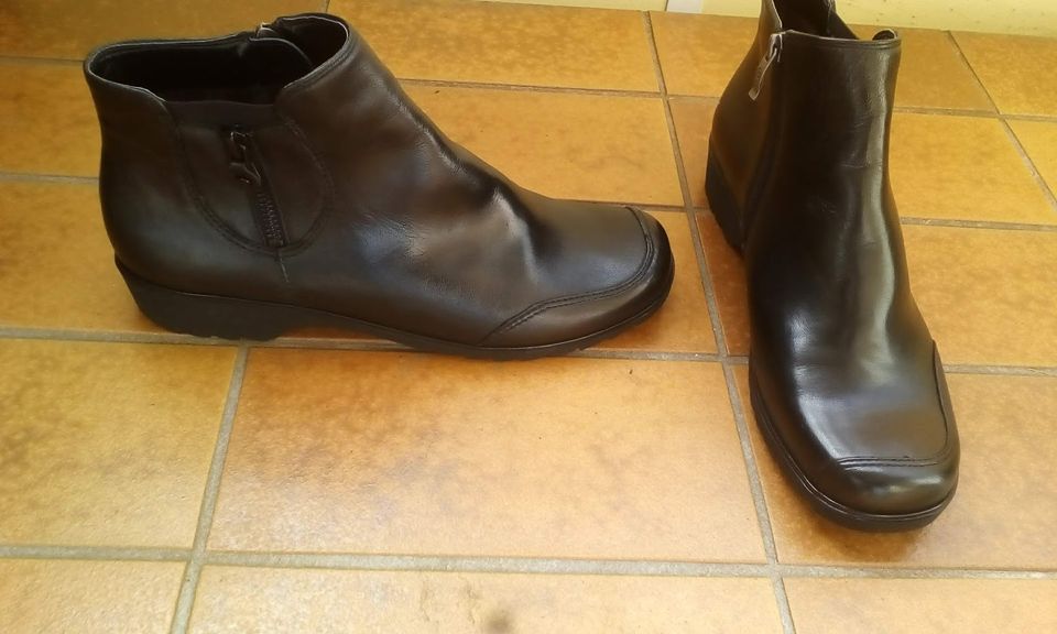 Ara Stiefelette Leder schwarz Gr 42 NP 110,00 € in Wuppertal