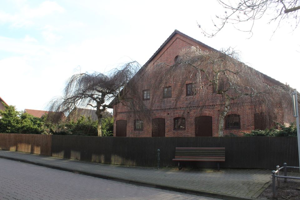 Grasdorf....Perfektes Grundstück mit Mehrfamilienhaus und Backsteinscheune … !!! in Laatzen