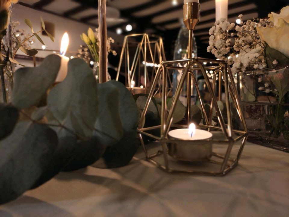 Verleih: Geometrische Kerzenständer (Set) / Gold /Hochzeit in Bad Lippspringe
