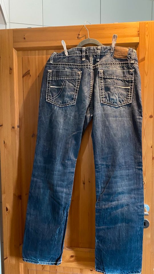 Camp David Jeans Hose Größe 33/34 in Wolgast