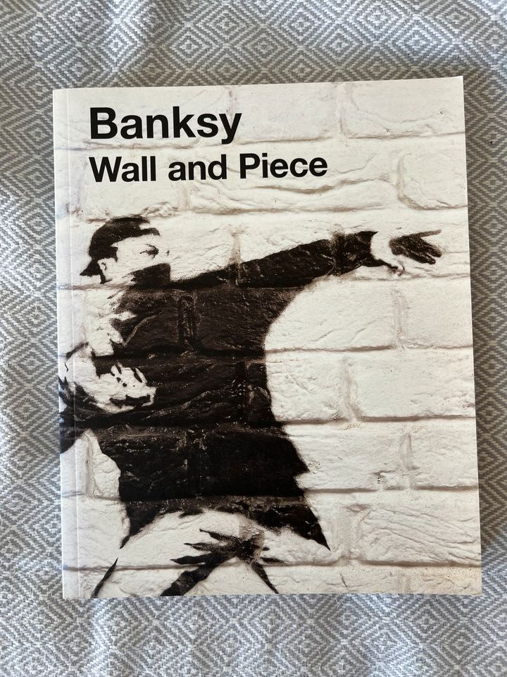Banksy Wall and Piece Bildband Buch Coffee Table Book in Köln