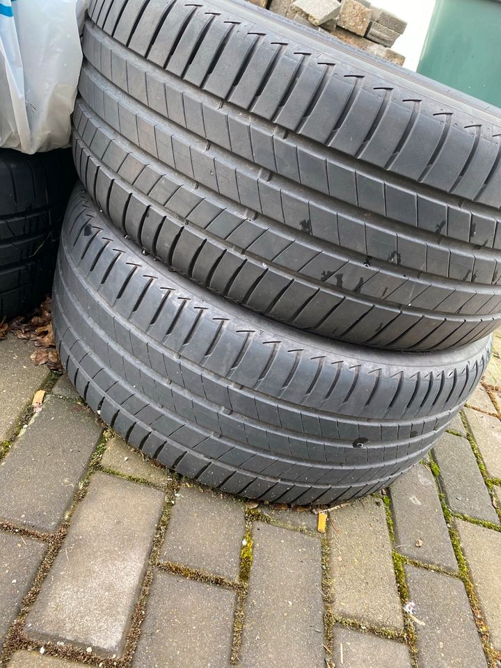 4 Birgestone Turanza 245/40 R19 94W in Walsdorf