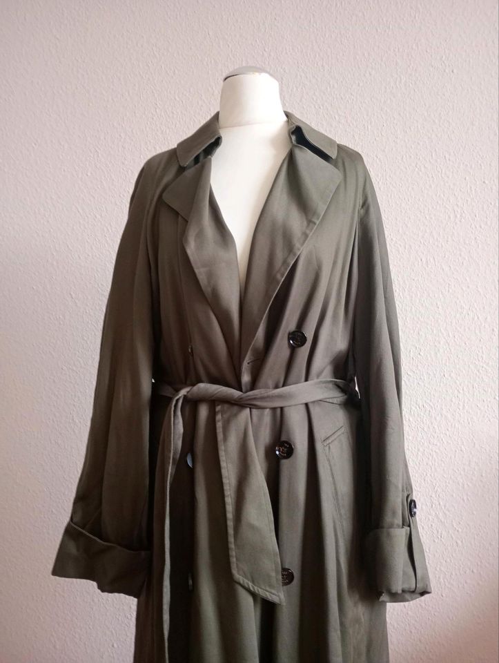 Ted Baker leichter Trenchcoat 2 in Berlin