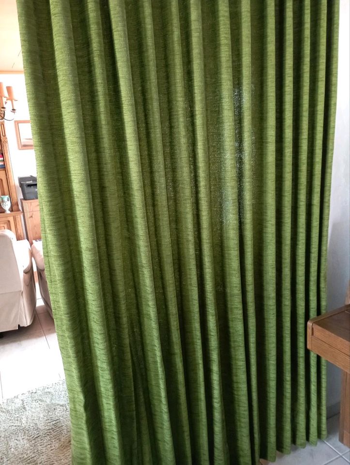 Deko Chenille Vorhang ,dunkelgrün ,mit Zubehör in Waldsee