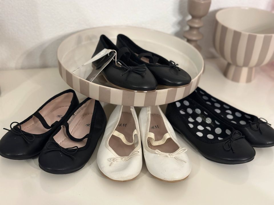 ❤️ schicke Ballerinas Schuhe H&M Hochzeit Kommunion Neu Gr 27 ❤️ in Eppingen