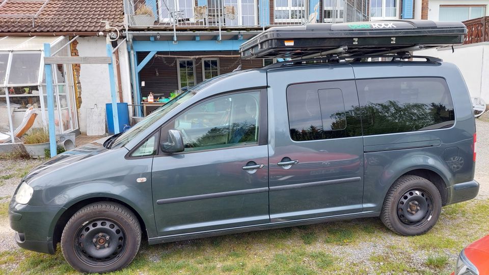 VW Caddy Maxi 7 Sitzer und Camper in Rimbach