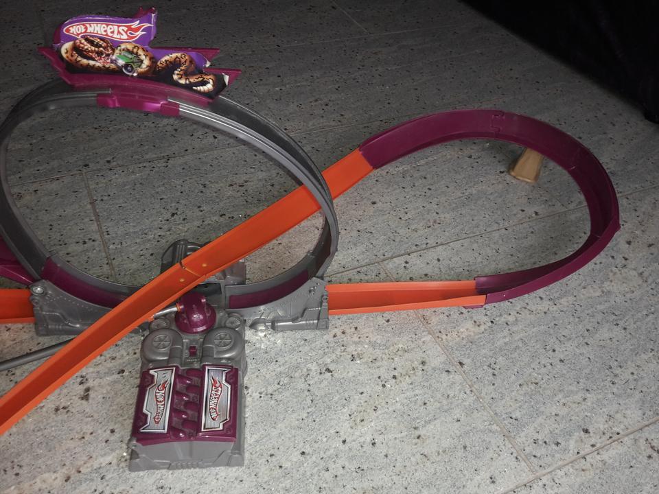 Hot Wheels Serpent s Revenge Track Set Mattel K3562 0